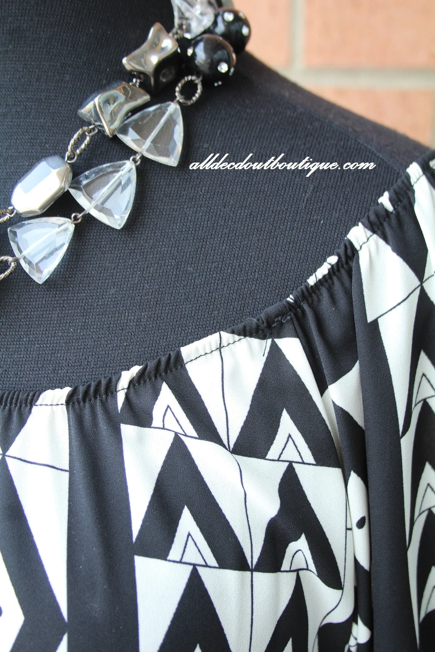 2 Tee Couture | Geometric Print Dress with Flare Sleeve
