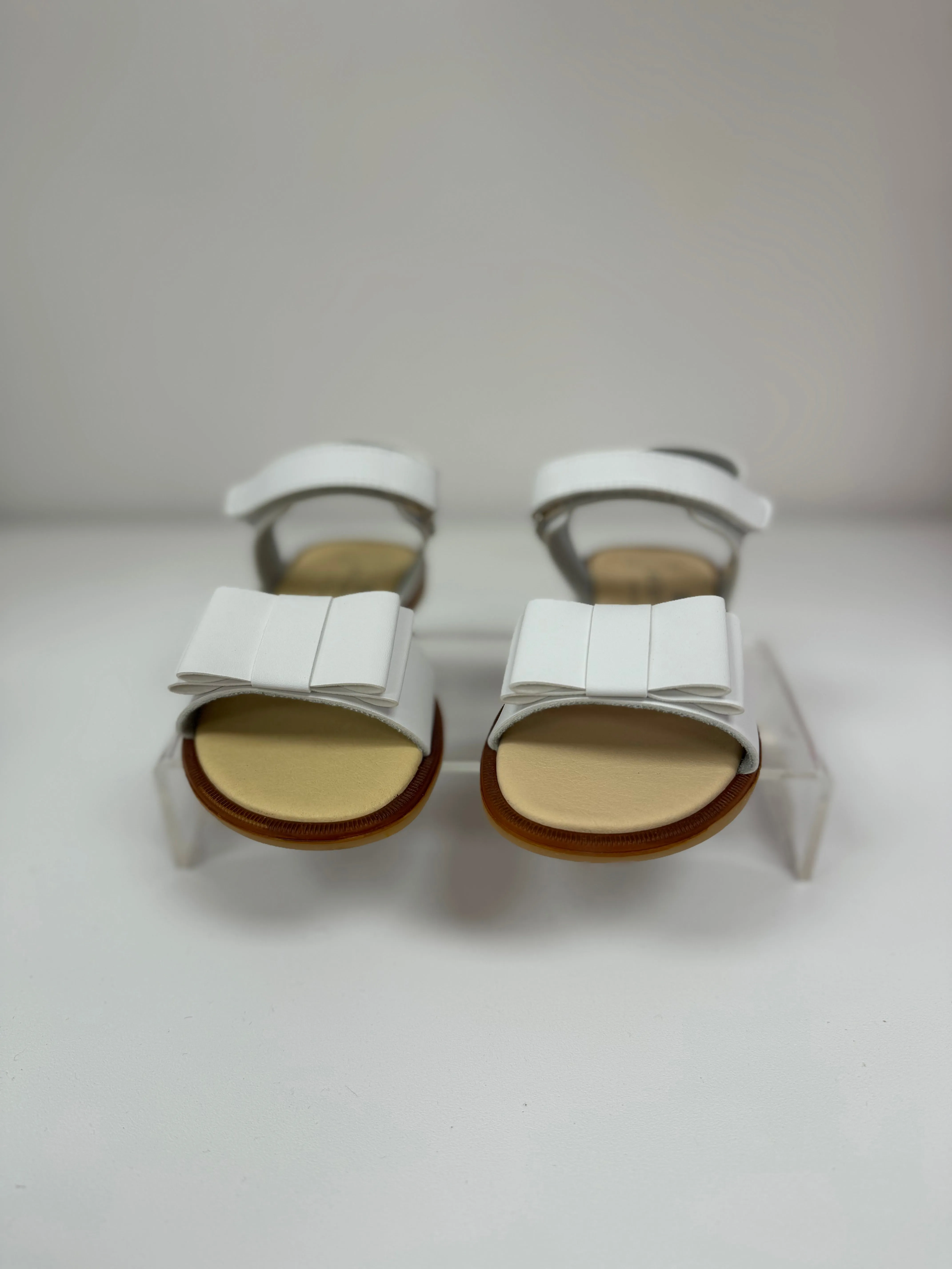 211439 Matt White Bow Sandal