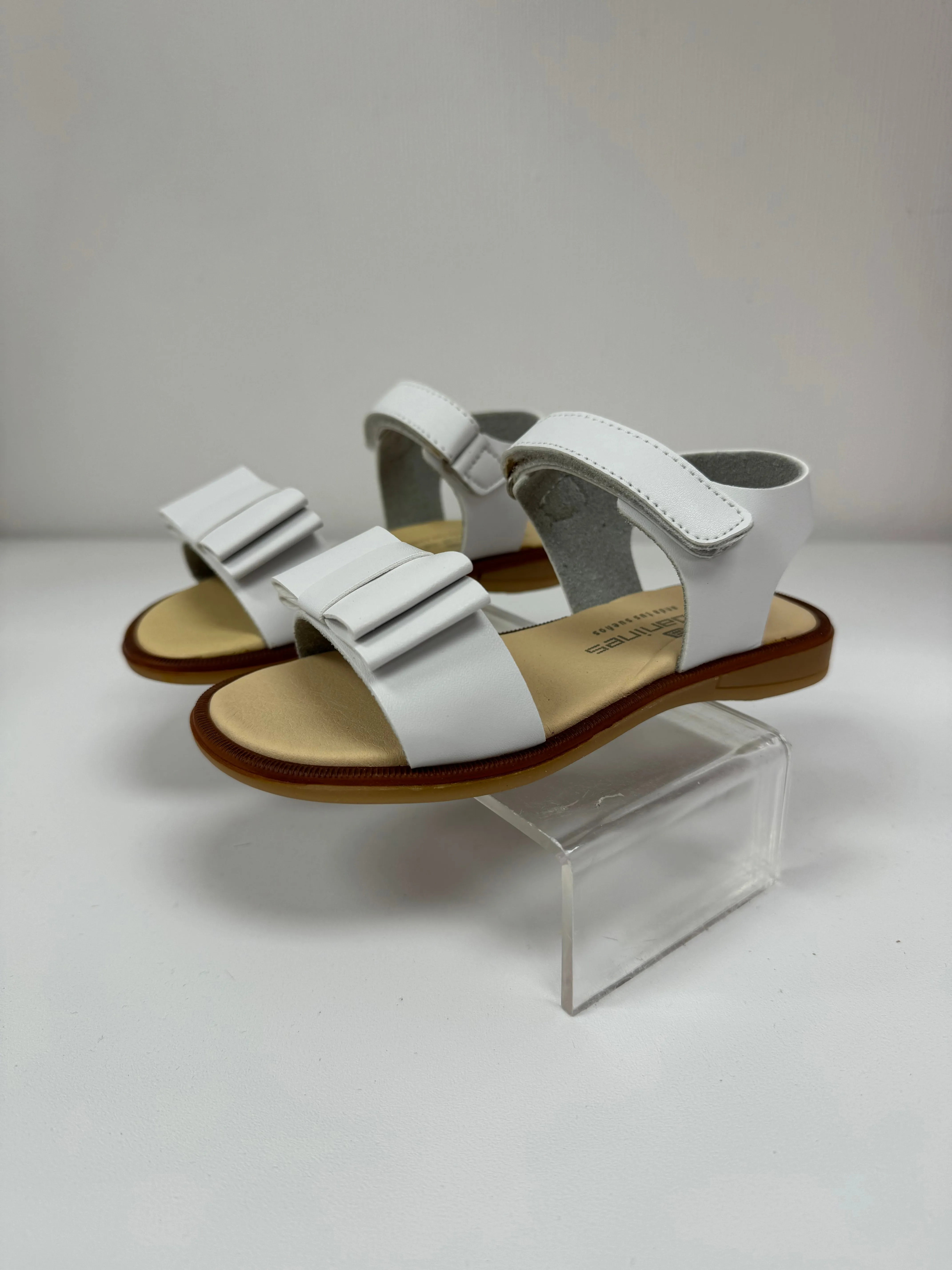 211439 Matt White Bow Sandal