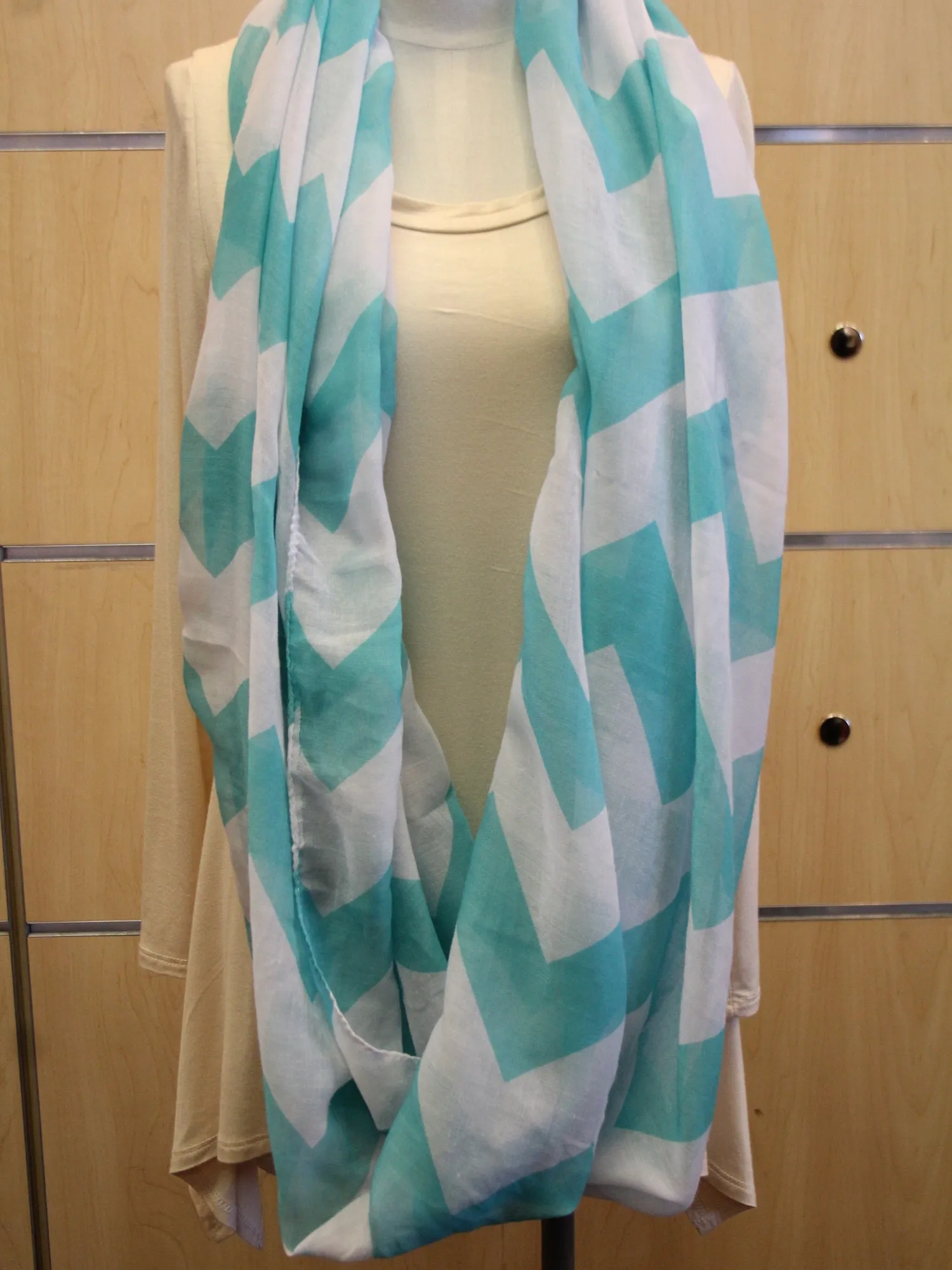 ADO | Infinity Bright Mint Chevron Scarf