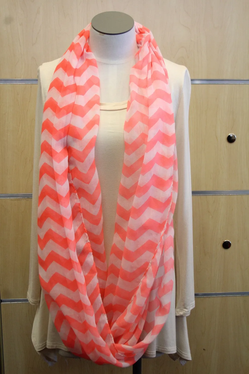 ADO | Infinity Neon Pink and White Chevron Scarf