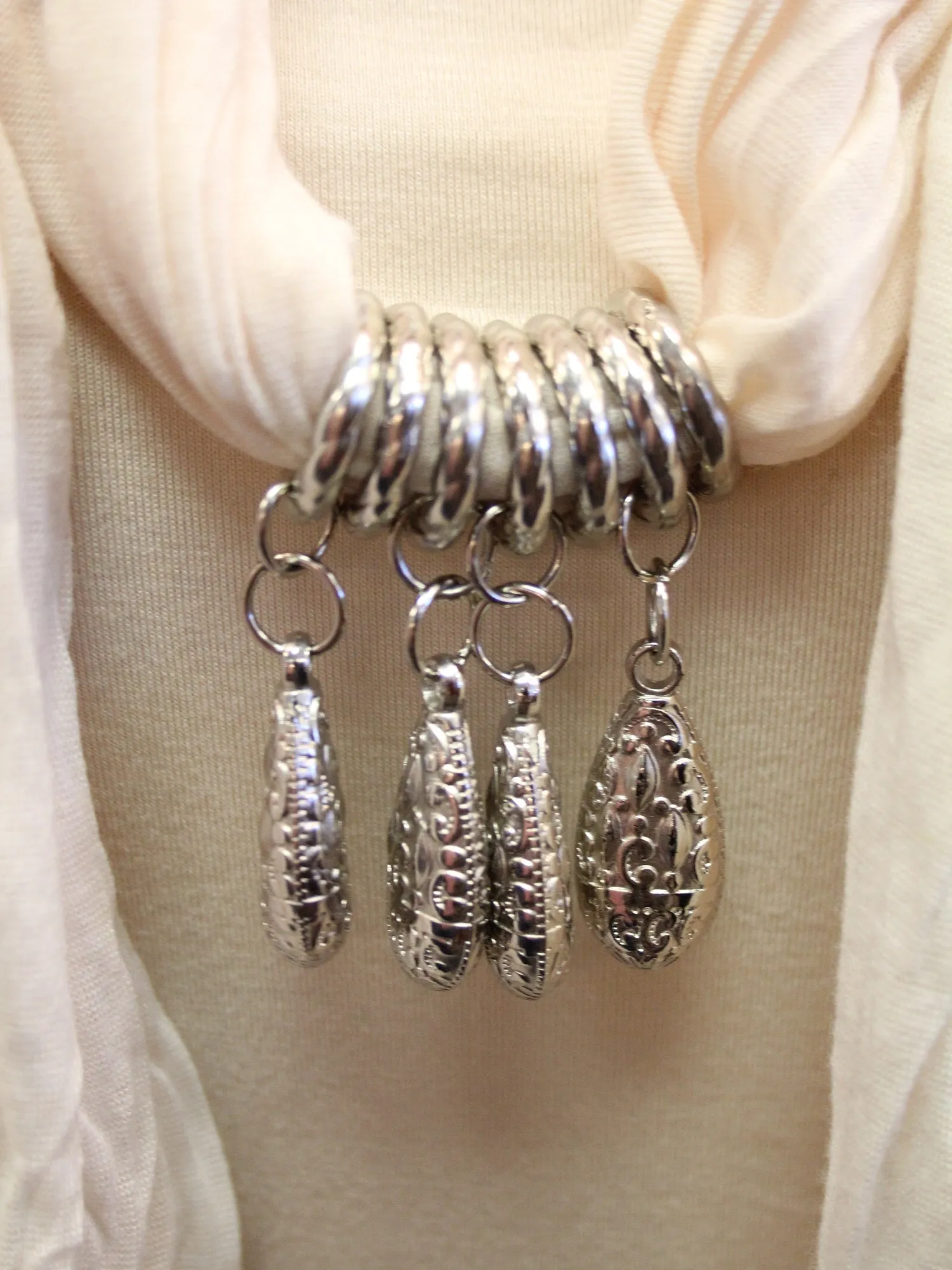 ADO | Jewelry Wrap Scarf Cream Charms