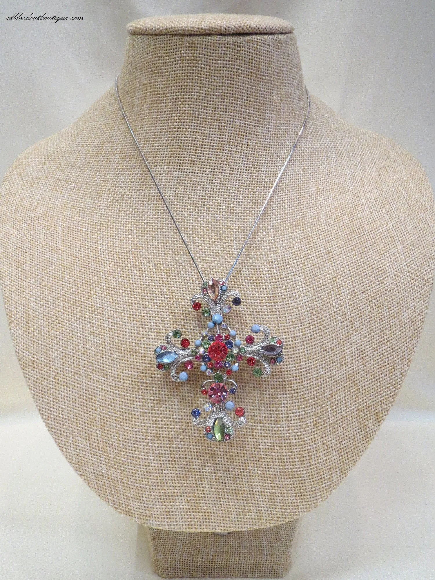 ADO | Necklace with Removable Cross Pendant