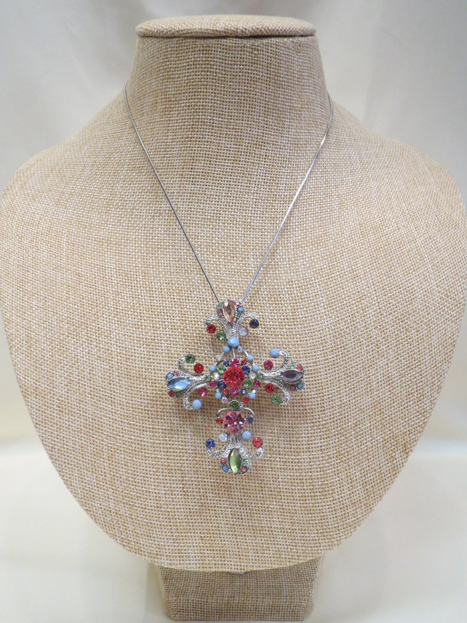 ADO | Necklace with Removable Cross Pendant