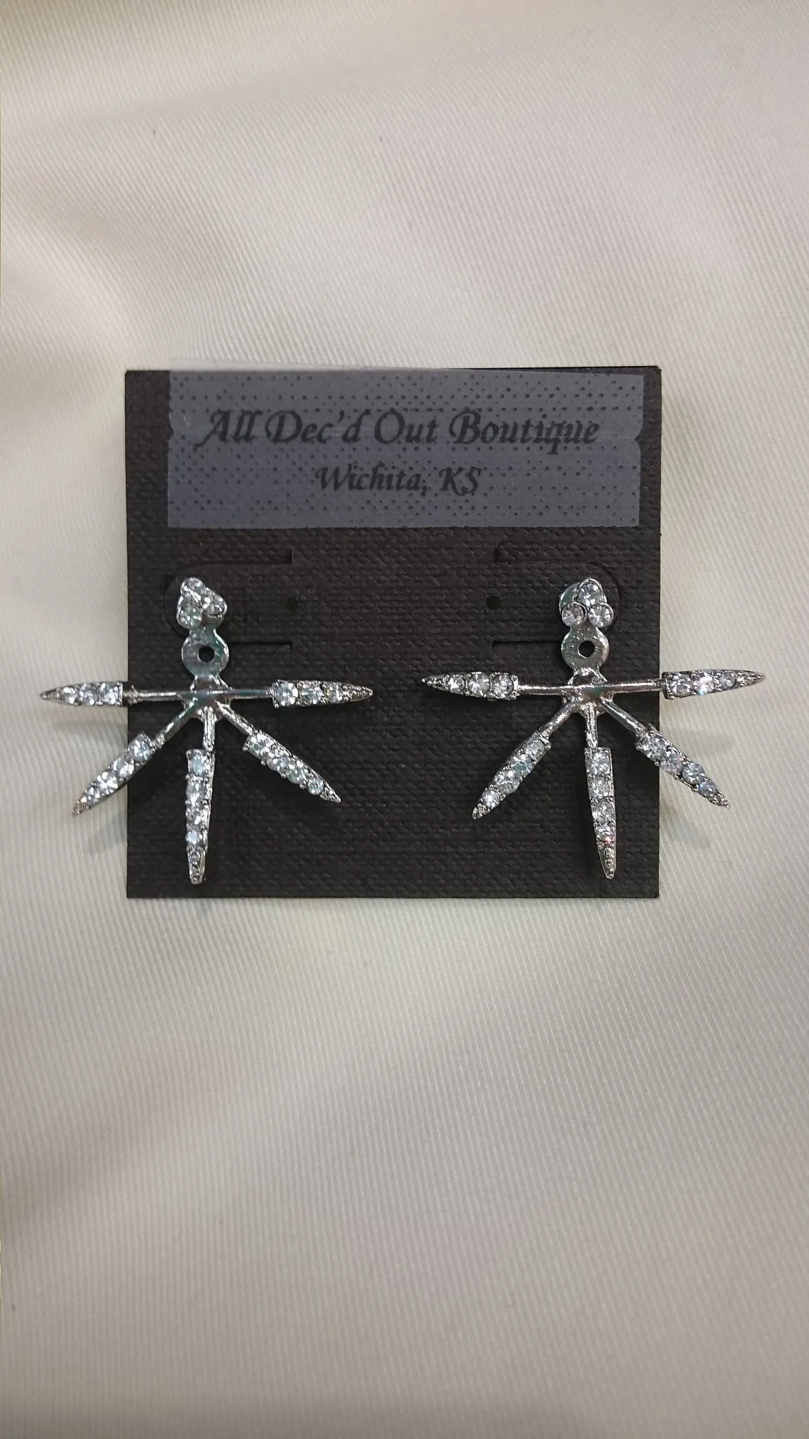 ADO | Peekaboo Arrow Earring Silver