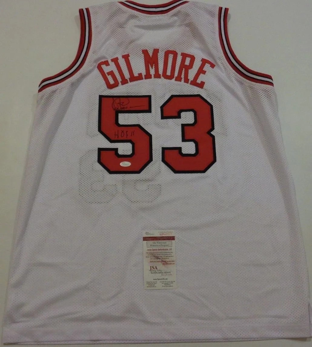 Artis Gilmore Signed Autographed Chicago Bulls Basketball Jersey (JSA COA)