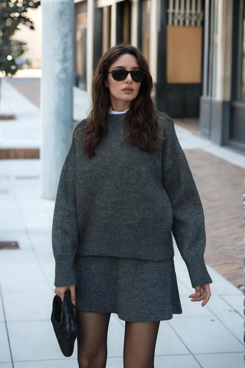 Chouyatou Women Sweater Skirt Sets 2 Pieces Outfits Loose Fit Pullover Sweater Knitted Mini Skirt