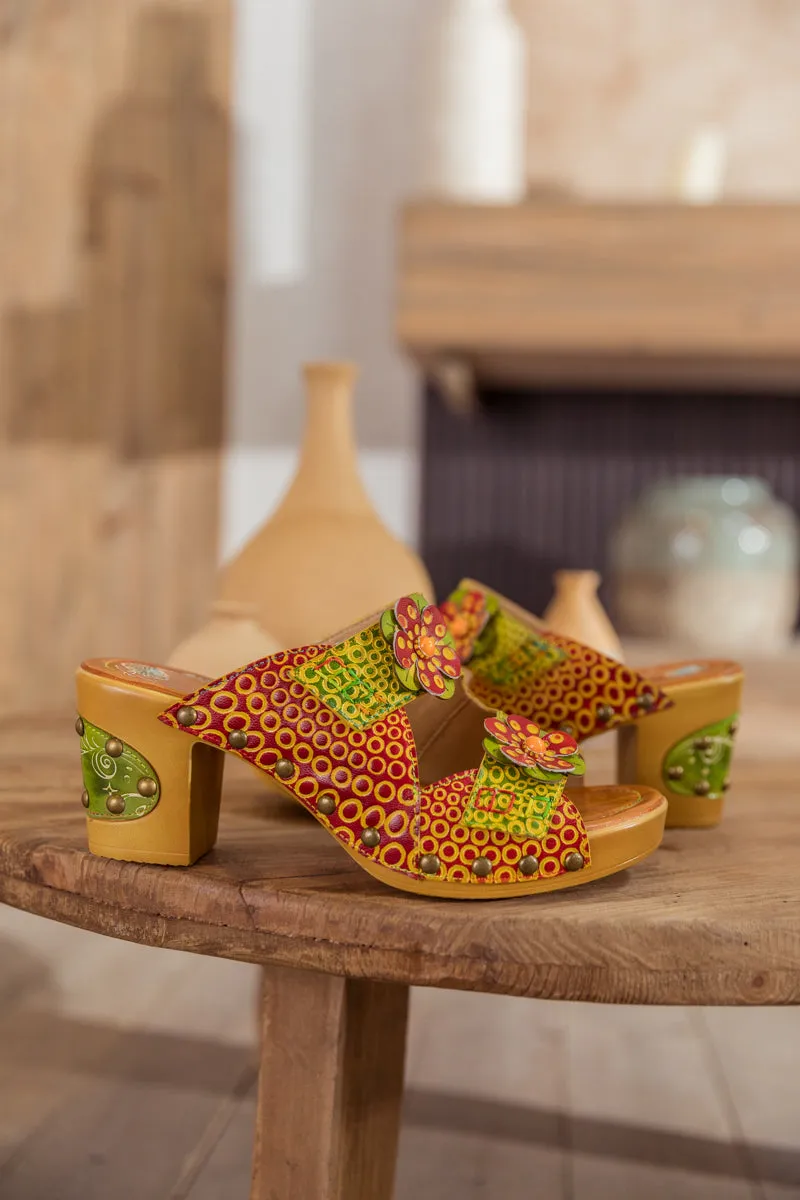 Daisy Applique Genuine Leather Slide