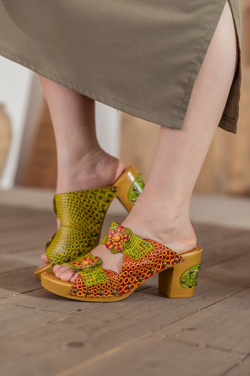 Daisy Applique Genuine Leather Slide