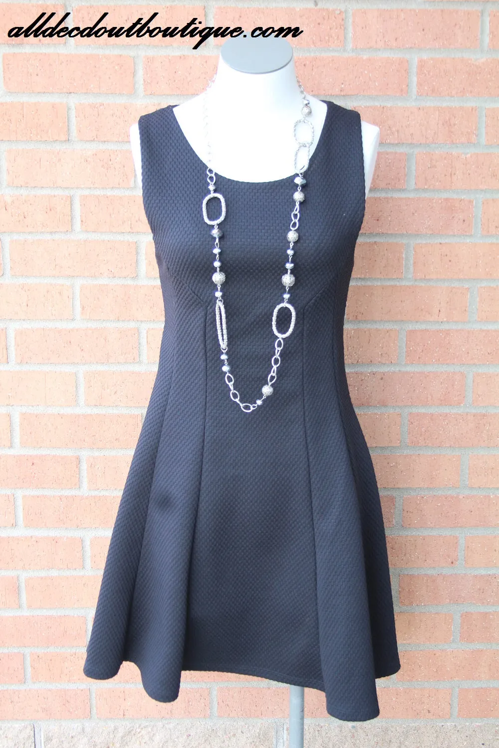 Double Zero | Black Sleeveless Knit Dress