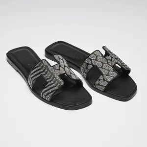 Hermes Limited Edition Silver Embroidered Oran Sandals Size 35