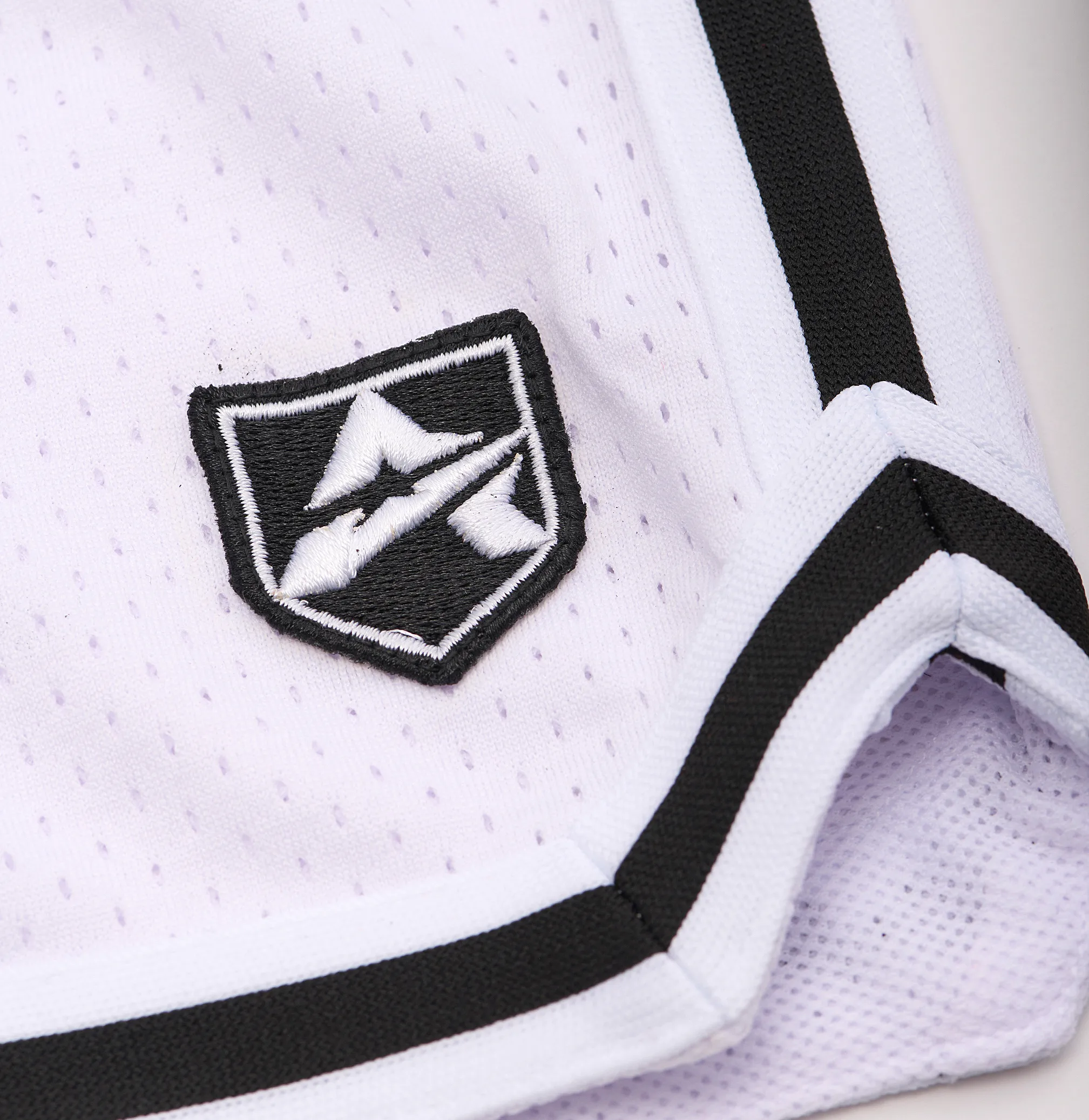 ICON MESH SHORT
