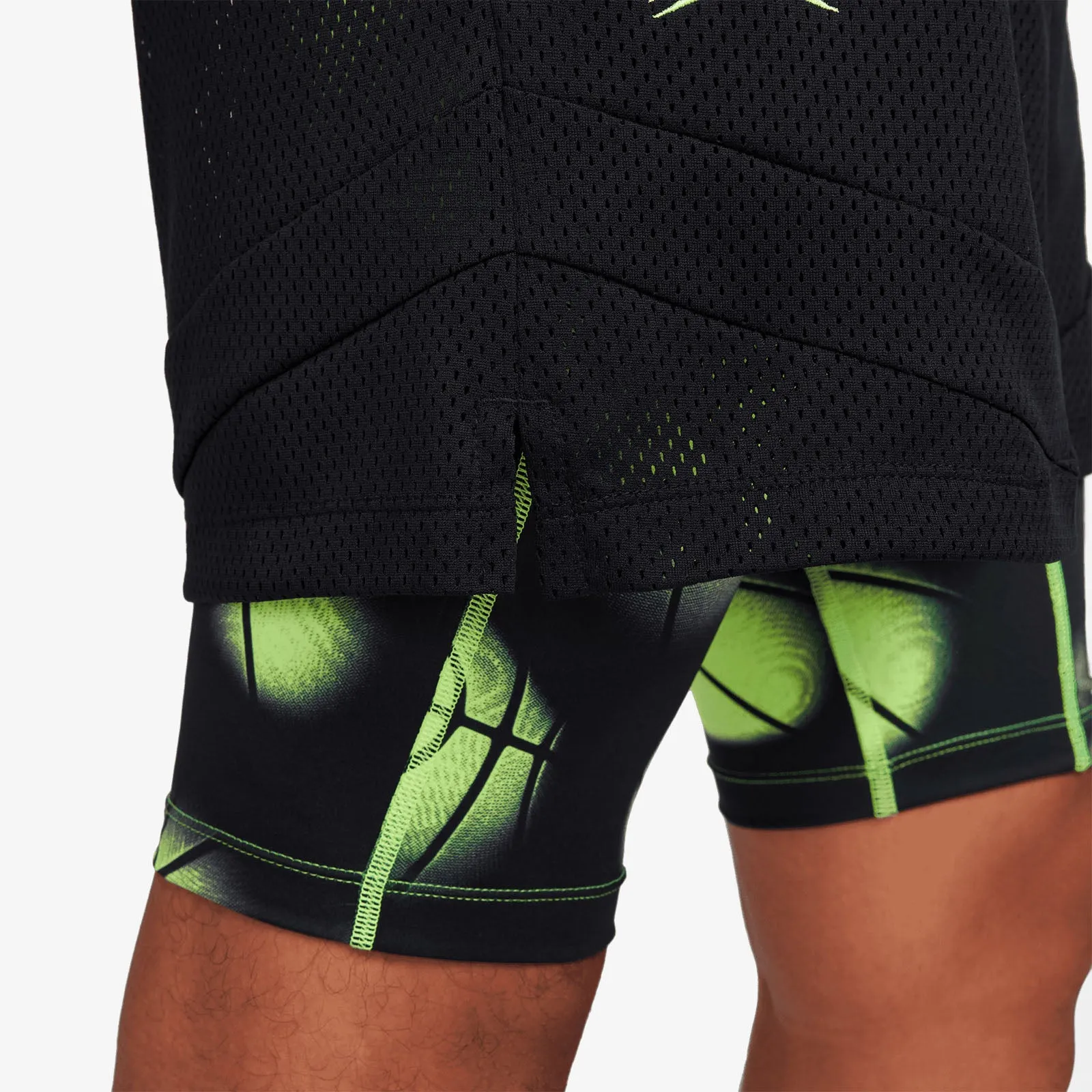 Ja Icon Mesh 4" Shorts - Black