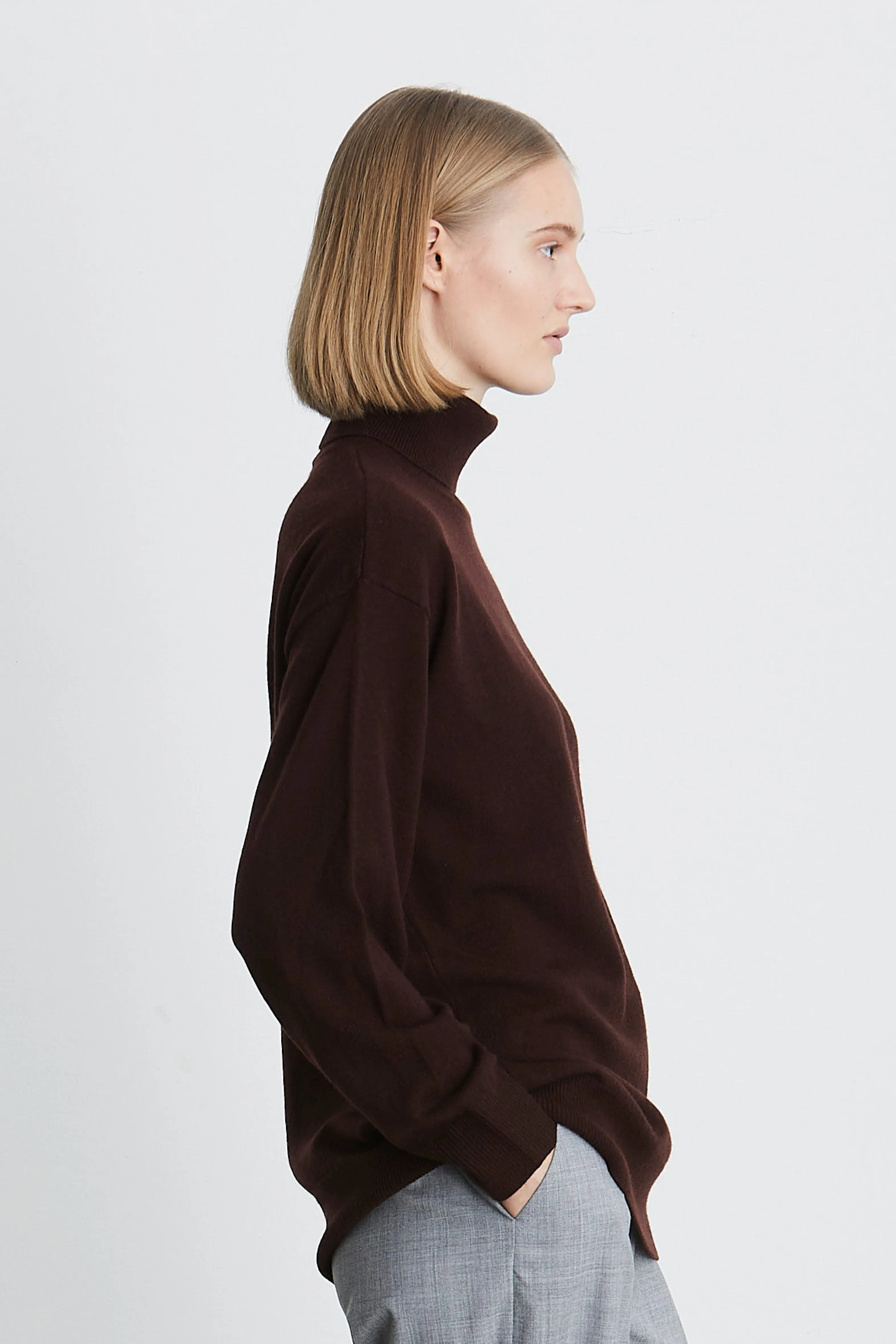 Klerin strik - Chocolate brown
