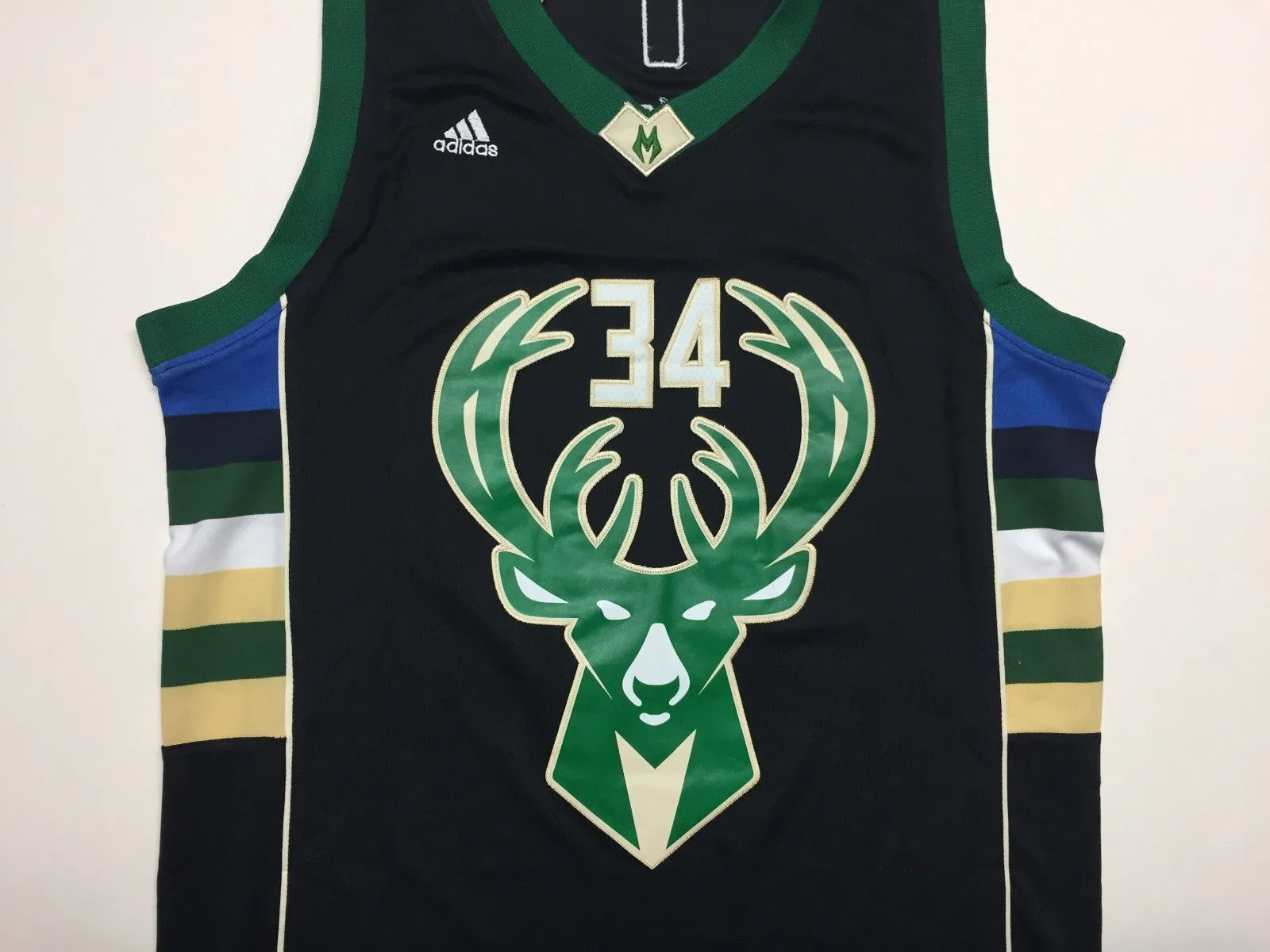 Men 34 Giannis Antetokounmpo Bucks Jersey Black Milwaukee Bucks Swingman