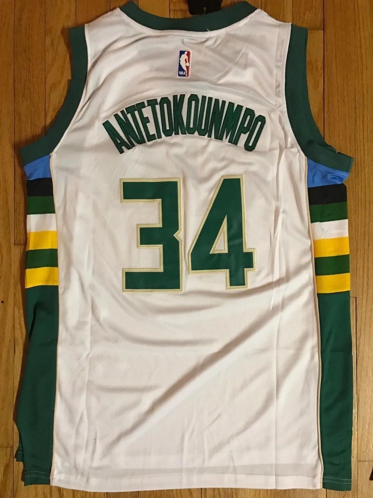 Men 34 Giannis Antetokounmpo Bucks Jersey White Milwaukee Bucks Swingman