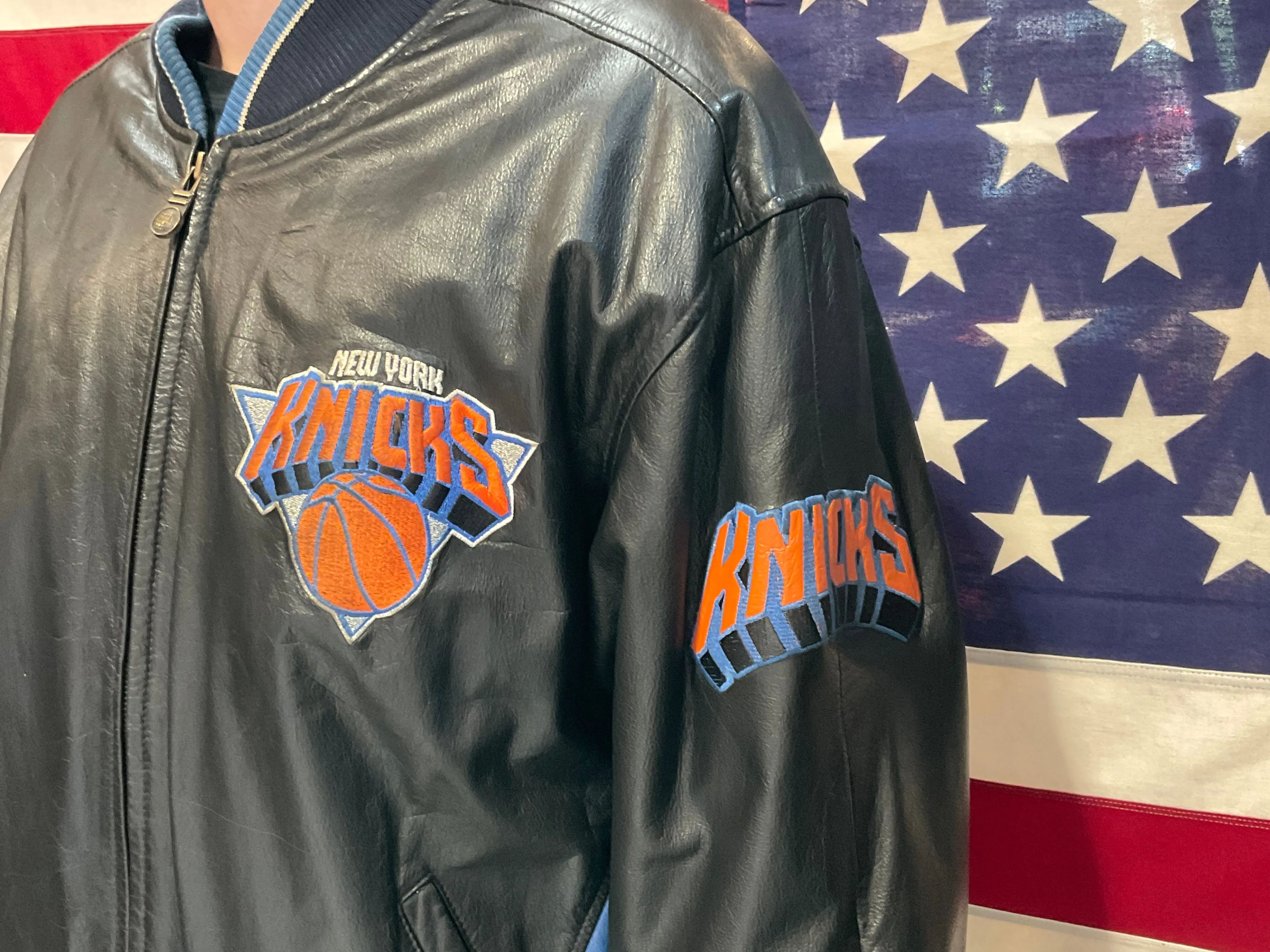 New York Knicks NBA Vintage 90’s Leather Mens Bomber Jacket by Carl Banks & G-III