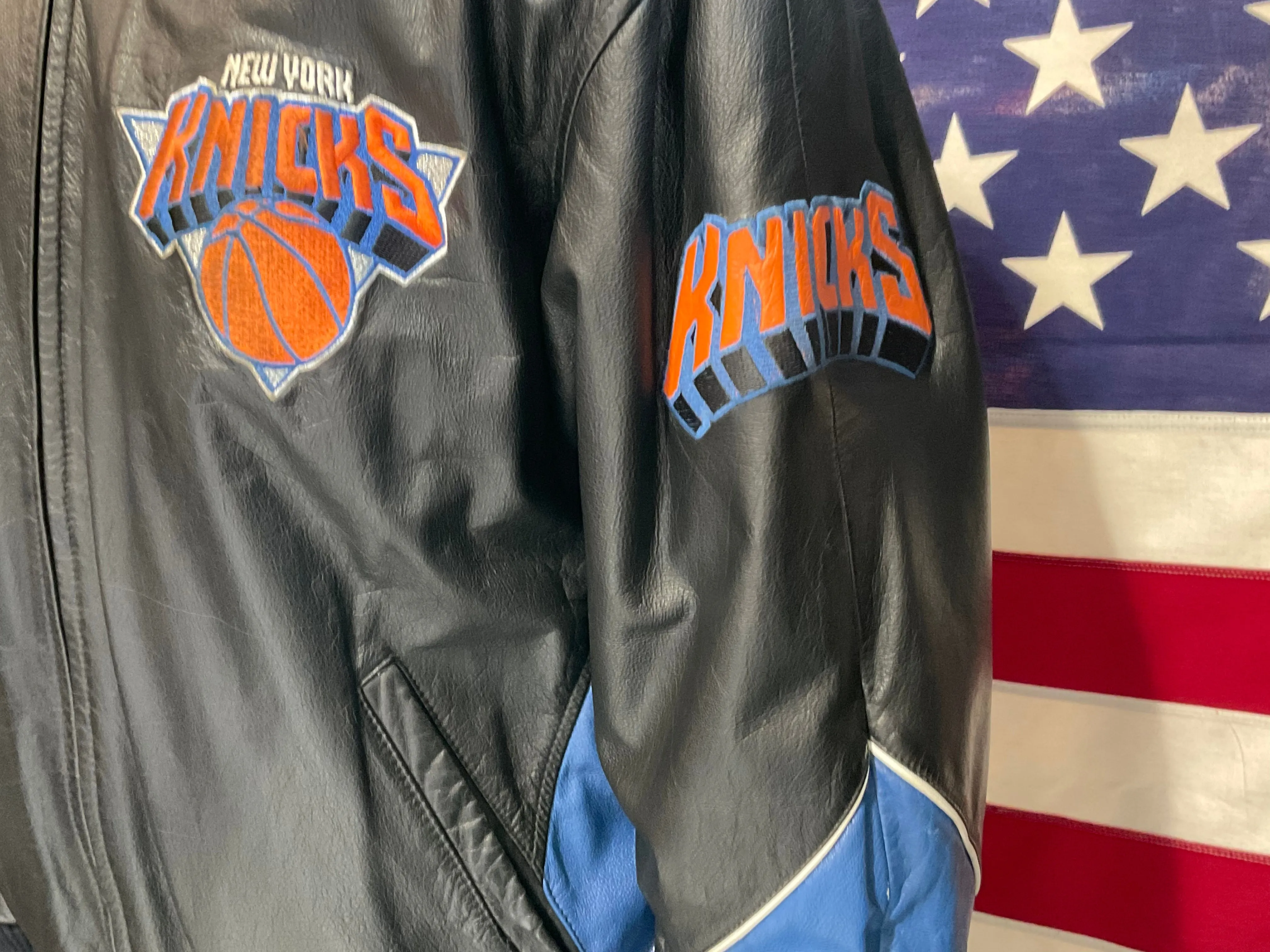 New York Knicks NBA Vintage 90’s Leather Mens Bomber Jacket by Carl Banks & G-III