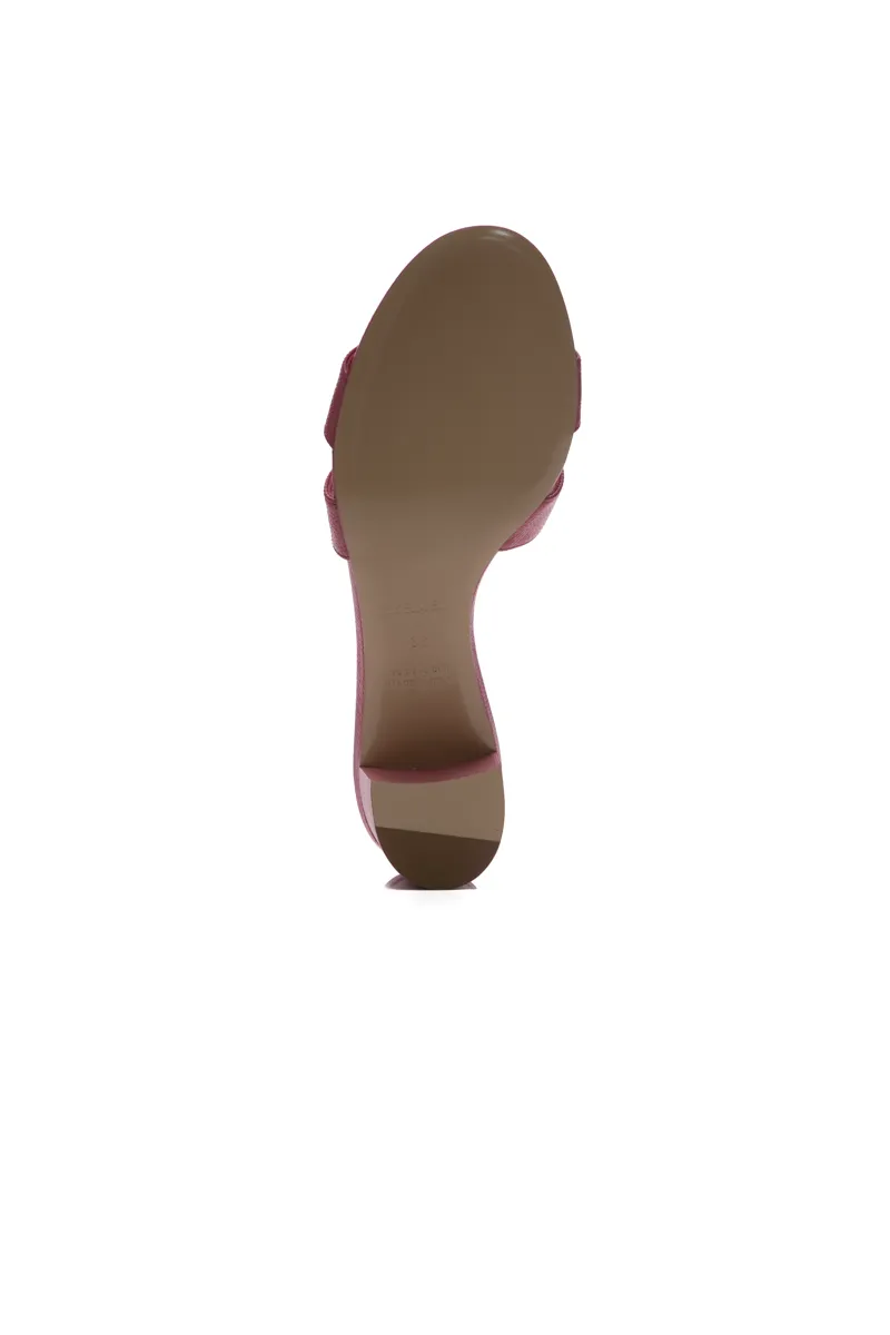 Oasis Sandals - Size 36