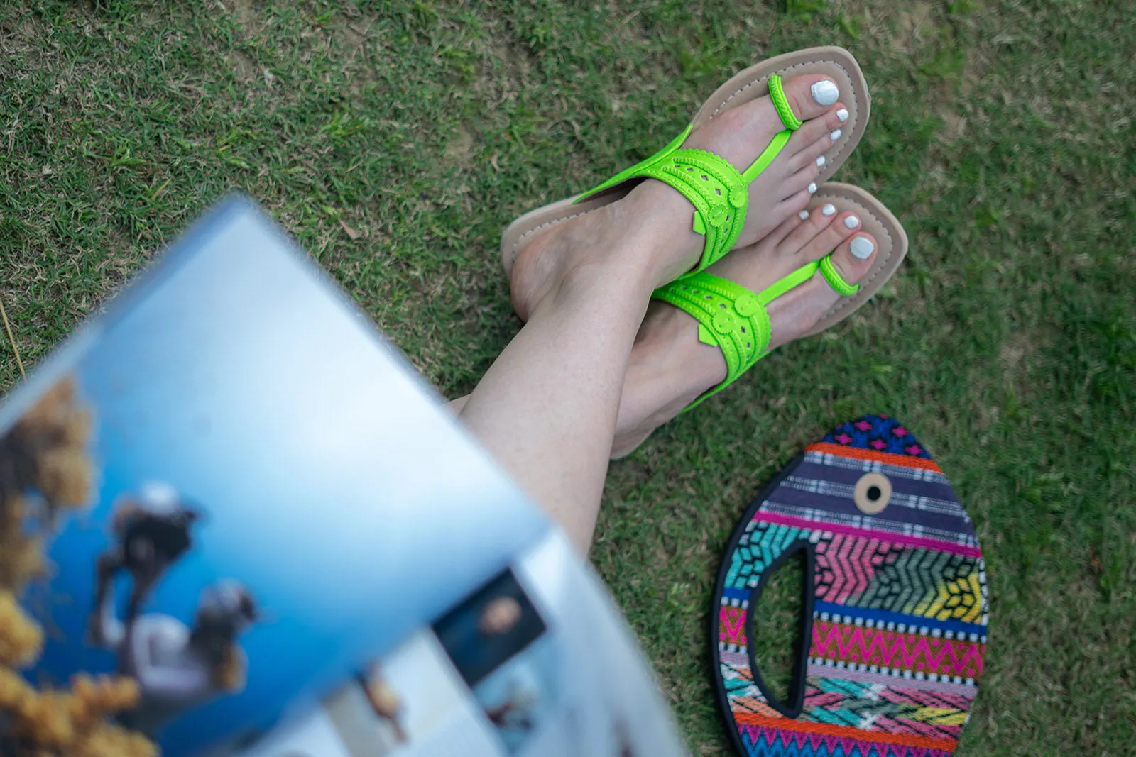 Peggy Fluoro Kolhapuri Sandals