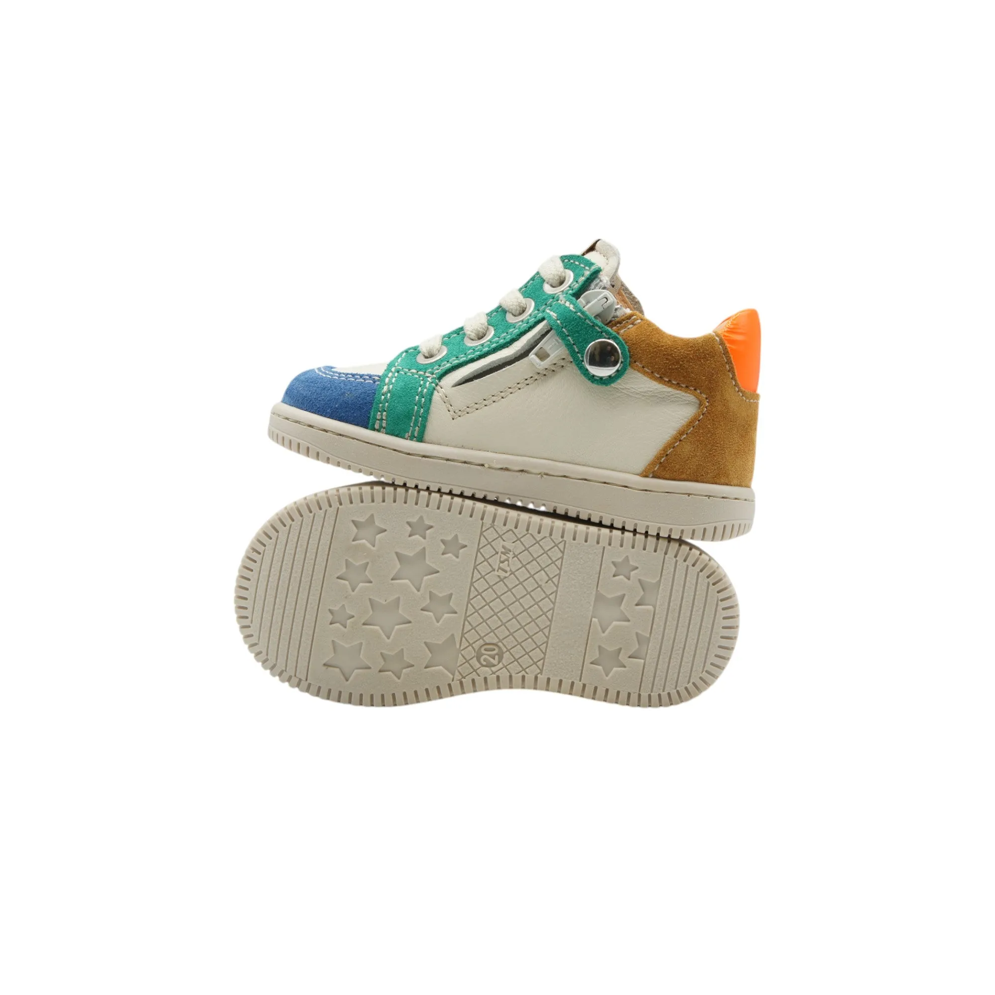 Soft Lace-Up Sneakers D076/26