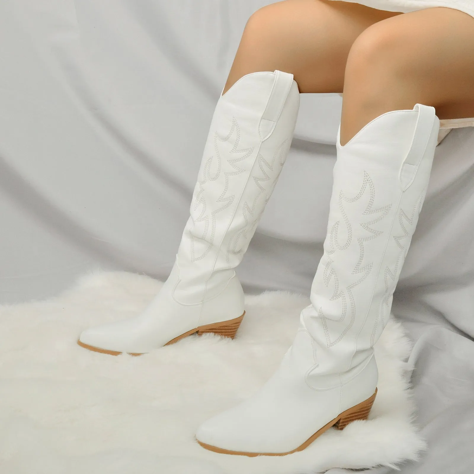 White Embroidery Wooden Heel Western Boots