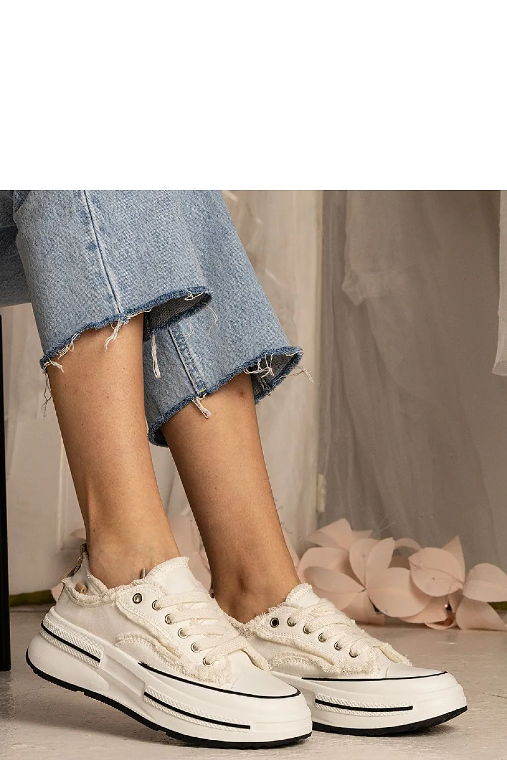 Women's high-soled sneakers